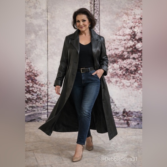 VINTAGE/CLASSIC  ANN TAYLOR GENUINE LEATHER FULL LENGTH COAT - Picture 13 of 13